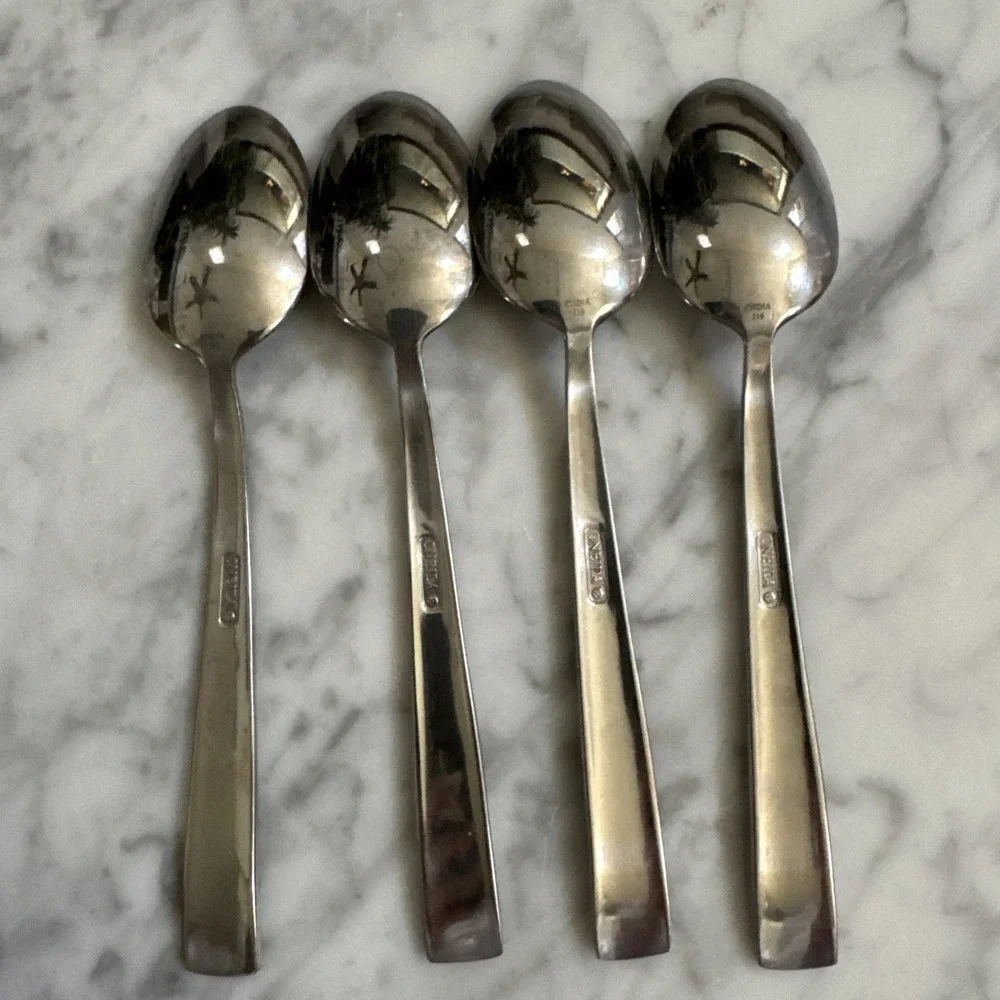 Oneida MADELINE Stainless Teaspoon Glossy Flatware with Frosted/Satin Lot 4